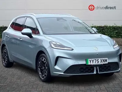 New MG MG4 EV 2026 Green Hatchback