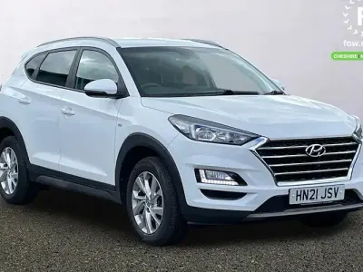 Gebraucht Hyundai Tucson SE 116 PS (85 kW) 2020 Weiß SUV