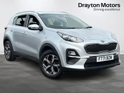 Usado Kia Sportage 130 HP (95 kW) 2022 Prateado SUV