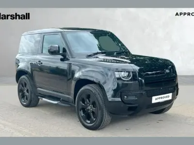 Used Land Rover Defender SE Dynamic 249 HP (183 kW) 2023 Black SUV