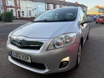 Used Toyota Auris Hybrid 2012 Silver Hatchback