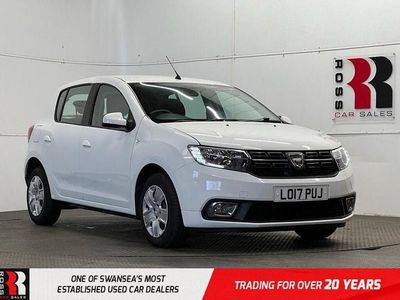 White Used 2017 Dacia Sandero Lauréate Hatchback | £6,495 (Fair price)