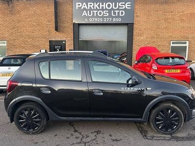 Used 2014 Dacia Sandero Ambiance | £2,990 (Fair price)