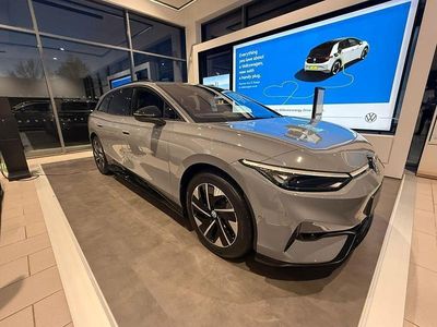 Moonstone grey New 2026 VW ID.7 Pro Estate | £39,400 (A bit pricey)