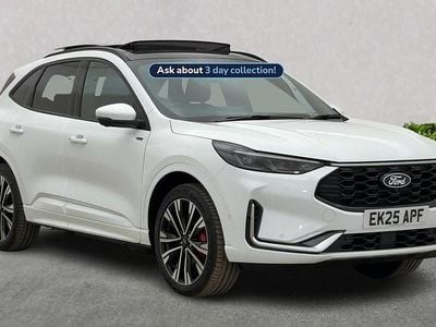 White Used 2025 Ford Kuga ST-Line X SUV | £27,999 (Expensive)