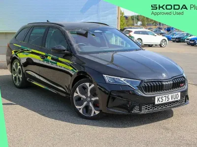 Used Skoda Octavia vRS 265 HP (194 kW) 2025 Black magic pearl effect Estate
