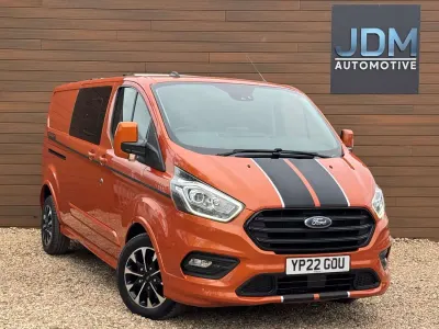 Usado Ford Transit Custom Sport 185 HP (136 kW) 2022 Laranja Van