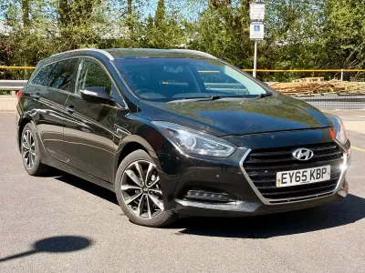 Used Hyundai i40 SE 141 HP (103 kW) 2016 Black Estate
