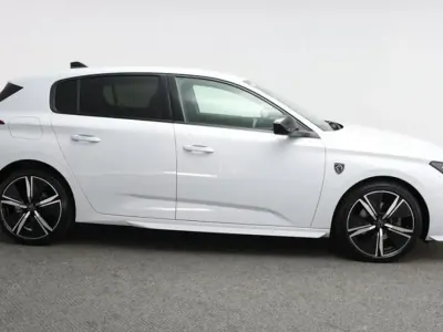 Used Peugeot 308 GTi 129 HP (94 kW) 2023 White Hatchback