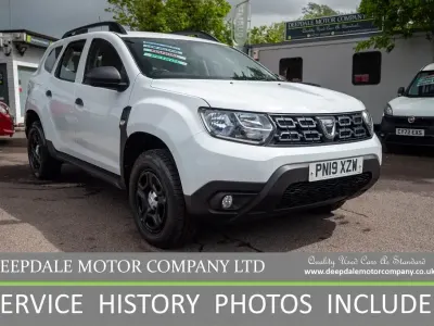 Używany Dacia Duster Essentiel 114 KM (83 kW) 2019 Biały SUV