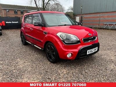 Red Used 2012 Kia Soul SUV | £5,495 (A bit pricey)