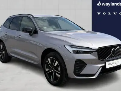 Used Volvo XC60 Plus 247 HP (181 kW) 2025 Silver SUV