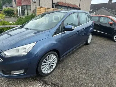 Używany Ford C-MAX Titanium 2019 Niebieski Minivan