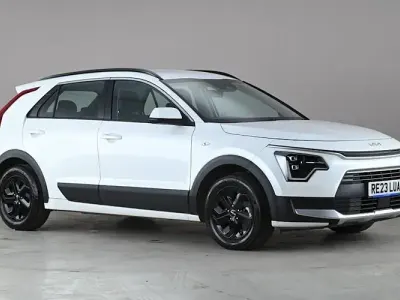 Used Kia Niro 141 HP (103 kW) 2023 White SUV