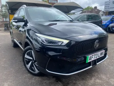 Usado MG ZS Trophy Connect 114 kW (156 HP) 2023 Preto SUV