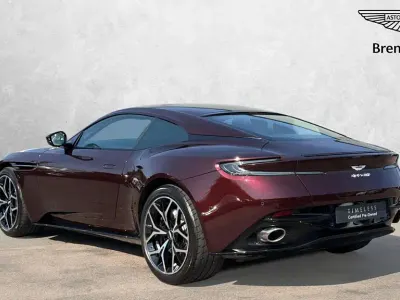 Used Aston Martin DB11 503 HP (369 kW) 2018 Red Coupe