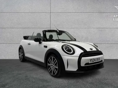 Używany Mini Cooper Exclusive 134 KM (98 kW) 2024 Biały Hatchback