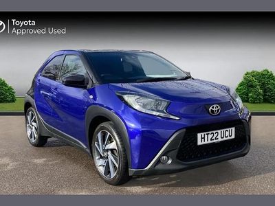 Used Toyota Aygo X 72 HP (52 kW) 2022 Juniper blue bitone SUV