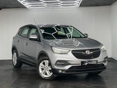 Used Vauxhall Grandland X S 130 HP (95 kW) 2018 Grey SUV