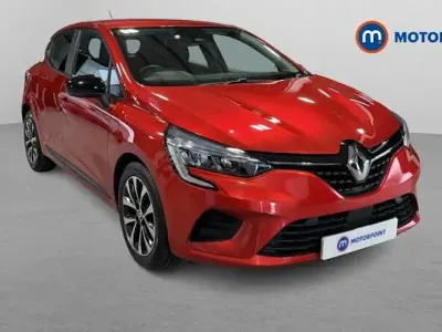 Used Renault Clio V Evolution 90 HP (66 kW) 2023 Red Hatchback