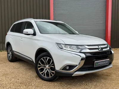 Used Mitsubishi Outlander 147 HP (108 kW) 2017 White SUV