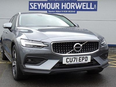 Used Volvo V60 CC 250 HP (183 kW) 2021 Estate