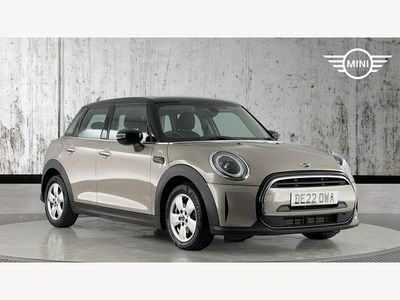 Usado Mini Cooper Classic 134 CV (98 kW) 2022 Gris Utilitario
