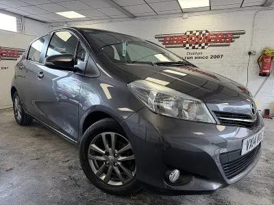 Used Toyota Yaris Plus 99 HP (72 kW) 2014 Grey Hatchback