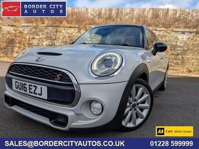 Used Mini Cooper SD Hatch 170 HP (125 kW) 2016 Silver Hatchback