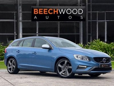 Used Volvo V60 R-Design 115 HP (84 kW) 2014 Blue Estate