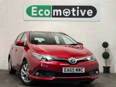 Used Toyota Auris Hybrid