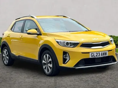 Used Kia Stonic 99 HP (72 kW) 2023 Yellow SUV