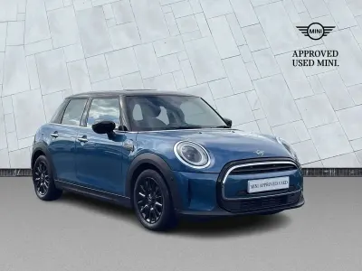 Used Mini Cooper Classic 134 HP (98 kW) 2022 Blue Hatchback