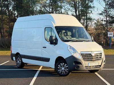 Begagnad Vauxhall Movano S 145 HK (106 kW) 2017 Vit Minibuss