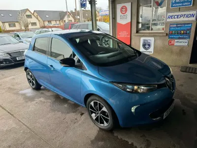 Begagnad Renault Zoe Dynamique 67 kW (92 HK) 2019 Blå Halvkombi