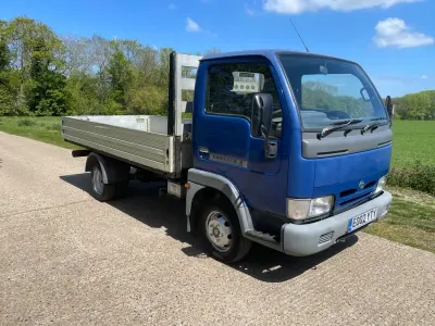Używany Nissan Cabstar SL 2002 Niebieski Pickup