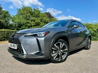 Used Lexus UX 184 HP (135 kW) 2019 Grey SUV