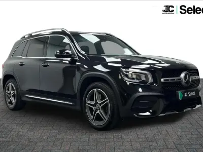 Begagnad Mercedes GLB220 AMG Line Premium 187 HK (137 kW) 2020 Svart SUV
