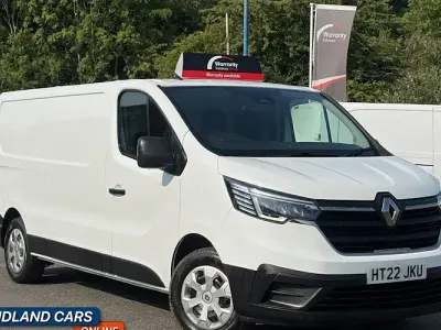 Used Renault Trafic Business 150 HP (110 kW) 2022 White MPV