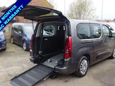 Grey Used 2020 Vauxhall Combo Design Edition MPV | £13,995 (A bit pricey)