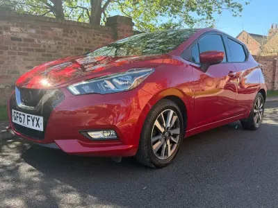Usado Nissan Micra N-Connecta 90 HP (66 kW) 2017 Vermelho Citadino
