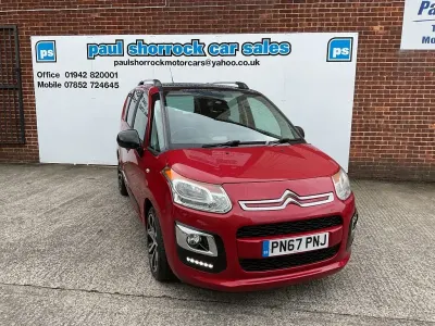 Used Citroën C3 Picasso Platinum 2017 Red MPV
