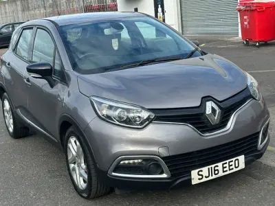 Używany Renault Captur Dynamique 90 KM (66 kW) 2016 Szary SUV