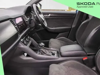 Used Skoda Kodiaq SportLine 150 HP (110 kW) 2022 Race blue metallic SUV