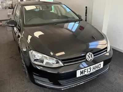 Used VW Golf VII SE 105 HP (77 kW) 2013 Black Hatchback