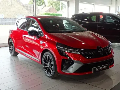 Used Renault Clio Esprit Alpine 143 HP (105 kW) 2025 Red Hatchback