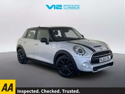 Used Mini Cooper S Hatch 192 HP (141 kW) 2018 Silver Hatchback