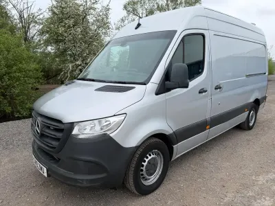 Used Mercedes Sprinter 161 HP (118 kW) 2019 Silver Van