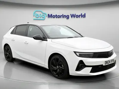 Second-hand Vauxhall Astra S 129 CP (94 kW) 2024 Alb Hatchback
