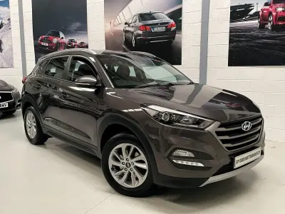 Used Hyundai Tucson SE 116 HP (85 kW) 2017 Grey SUV